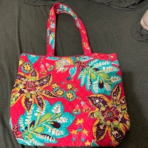NWOT Vera Bradley Floral Tote 🌺